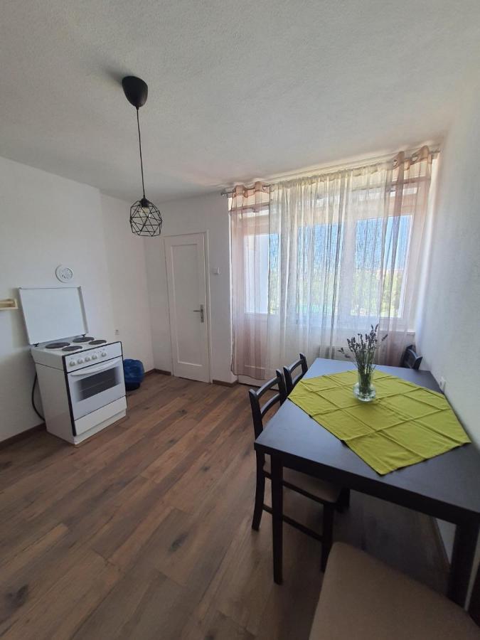 Apartman Natasa Bl บันยาลูกา ภายนอก รูปภาพ