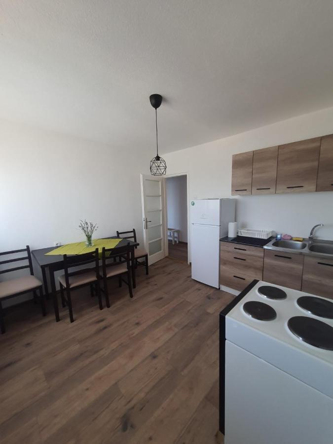 Apartman Natasa Bl บันยาลูกา ภายนอก รูปภาพ